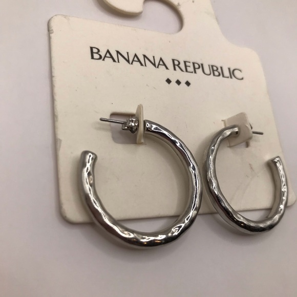 Banana Republic Silver Textured Hoop Earrings - Picture 3 of 4